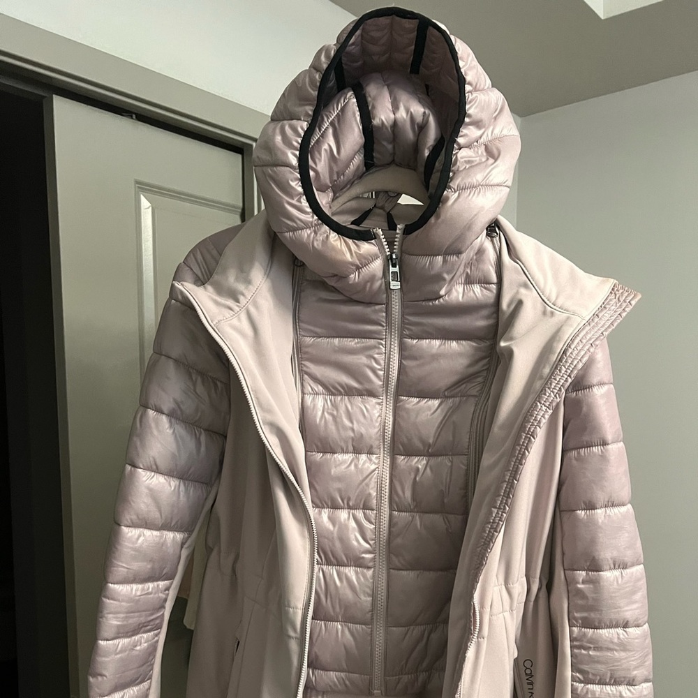 Calvin Klein winter jacket. Light pink. Removable liner with hat